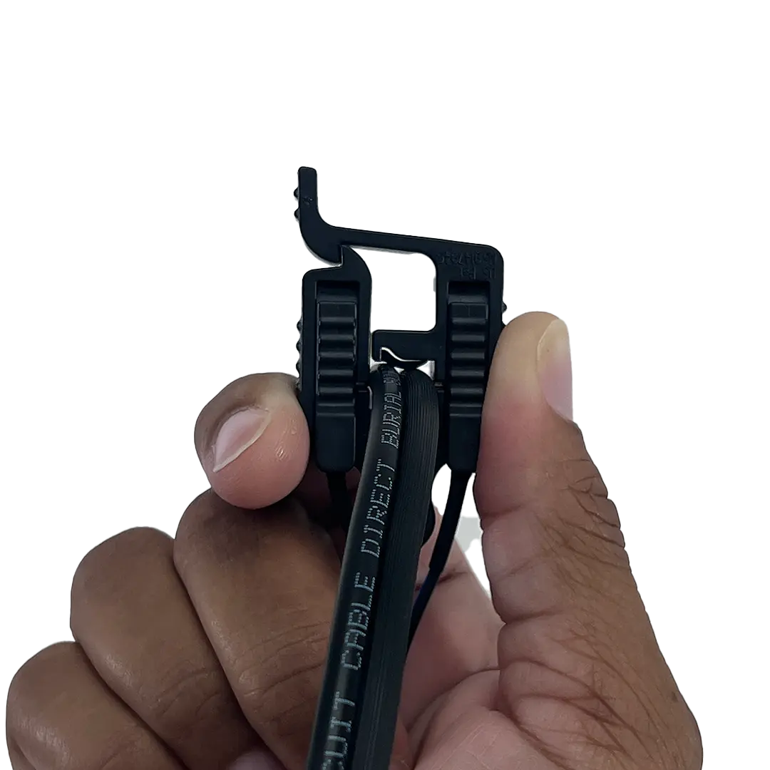 Low Voltage Wire in Splice Connector